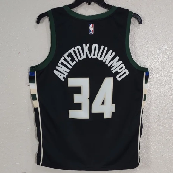 NBA Nike Black and Green Bucks Jersey - Picture 7 of 17